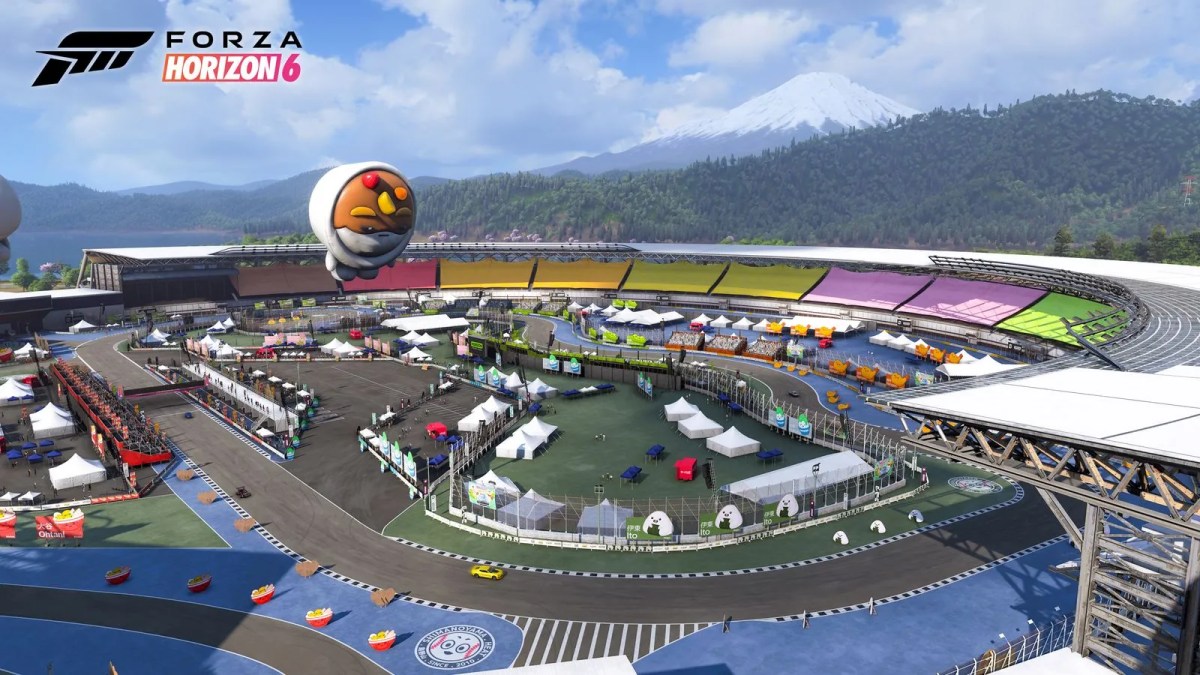 An aerial view of the temporary Edamame Time Attack Circuit inside the Horizon Stadium, decorated with neon arches and inflatable figures from the Forza Horizon 6 Series 4 Mascot Party update.